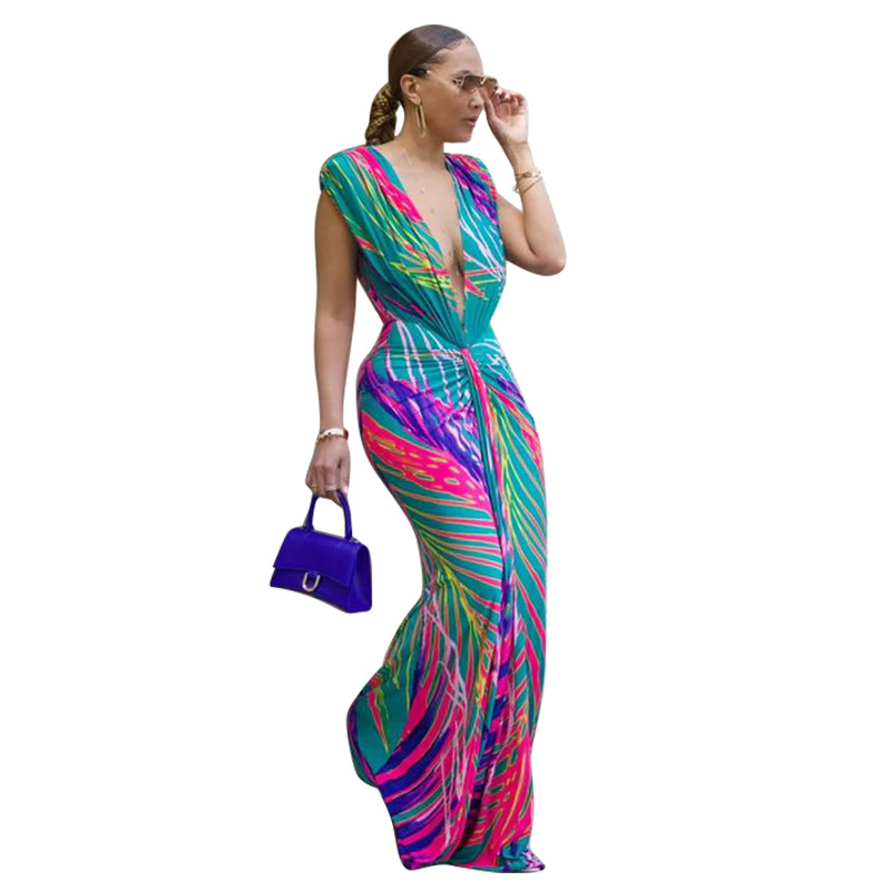 Gradation Print Deep V Neck Sleeveless Pleat Elegant Dress - Image 3
