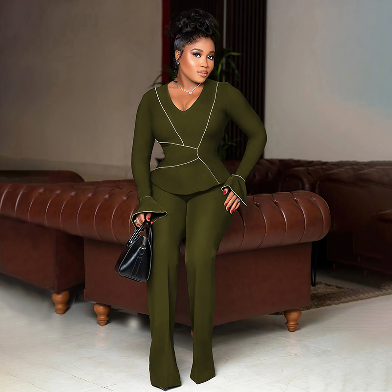 Women's Flare Sleeve V-Neck Top Wide-leg Pants Elegant Two-piece Set - Image 4